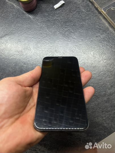 iPhone X, 256 ГБ
