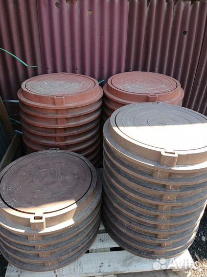 Люк канализационный