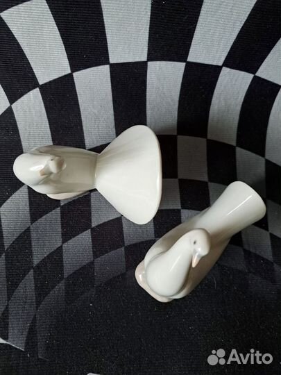 Фарфоровые 