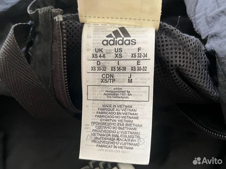 Ветровка adidas