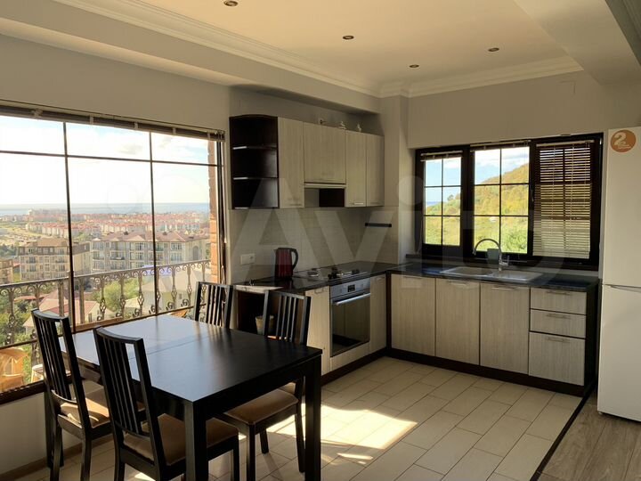 Апартаменты-студия, 55 м², 3/4 эт.