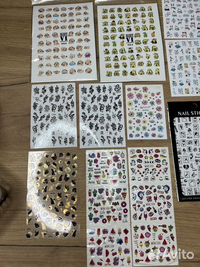 Наклейки для ногтей