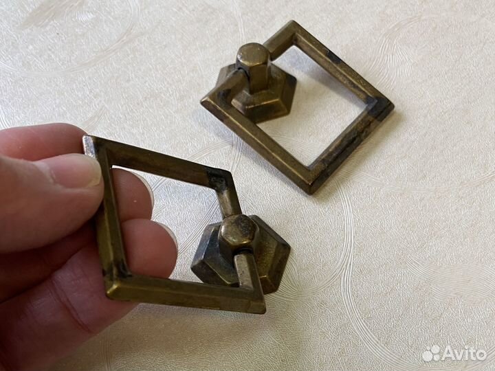 Мебельная ручка кольцо под старину Италия