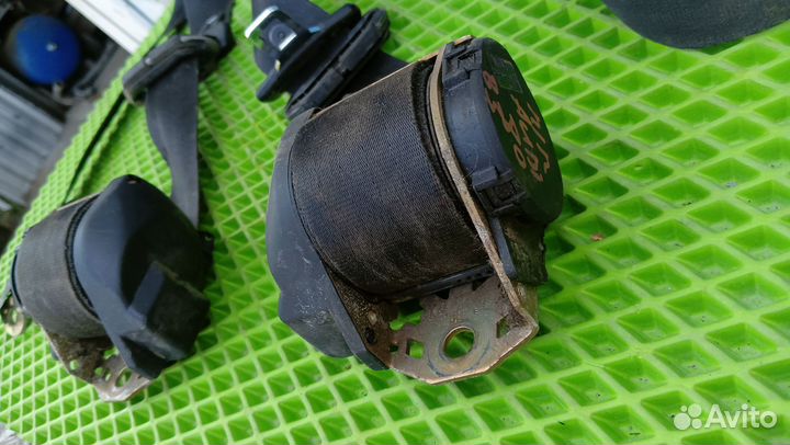 Ремень безопасности передний Audi 80 B3