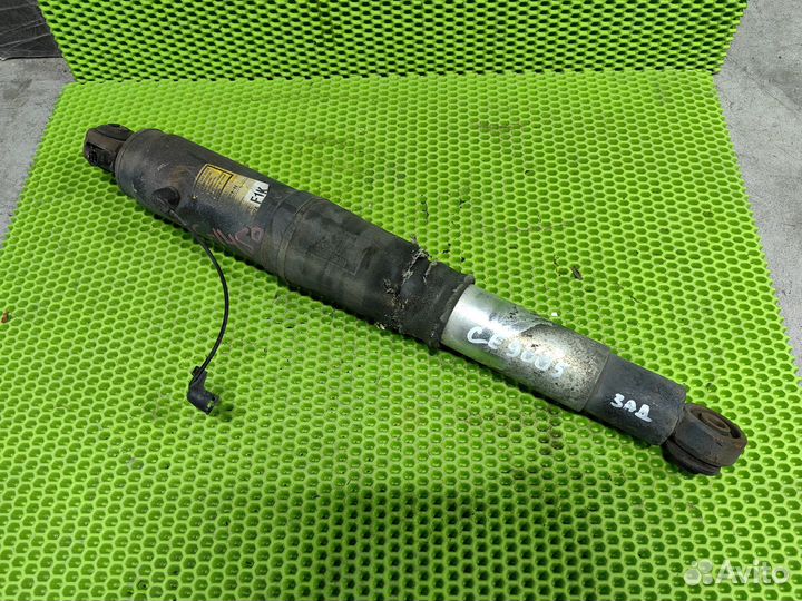 Амортизатор задний Cadillac Escalade GMT900