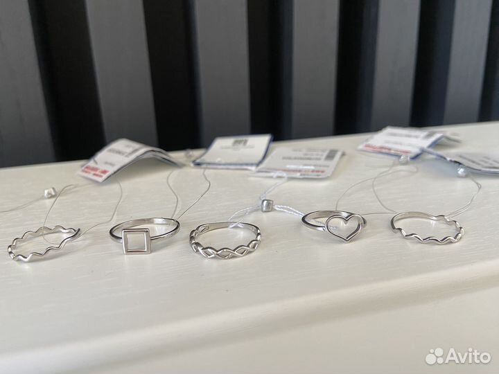 Новые кольца без камней, несколько штук