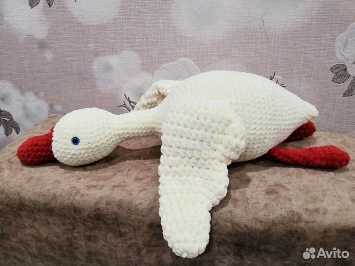 Гусь обнимусь