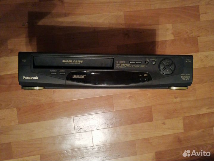 Видеомагнитофон panasonic