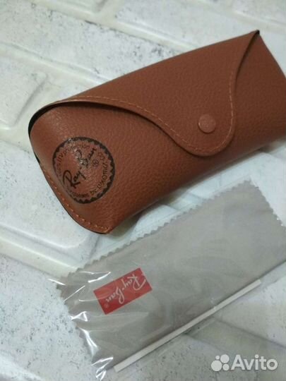 Оригинальный чехол для очков Ray-Ban коричневый