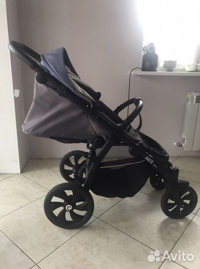 Коляска прогулочная