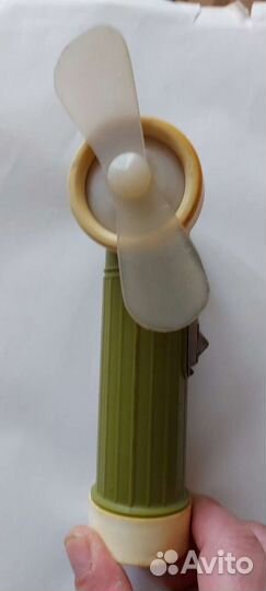 Ручной фонарик с вентиляторлм