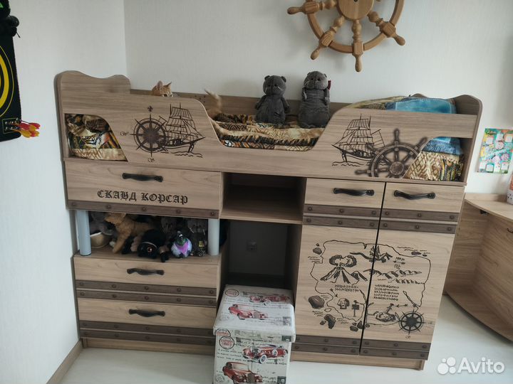 Кровать чердак