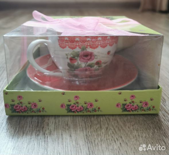 Чашка с блюдцем