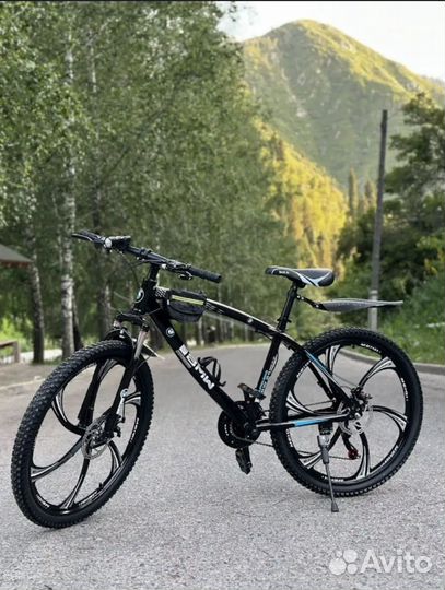 Велосипед BMW литых дисках