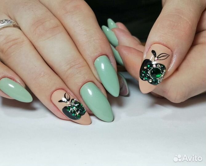 Маникюр/медицинский педикюр/услуги подолога