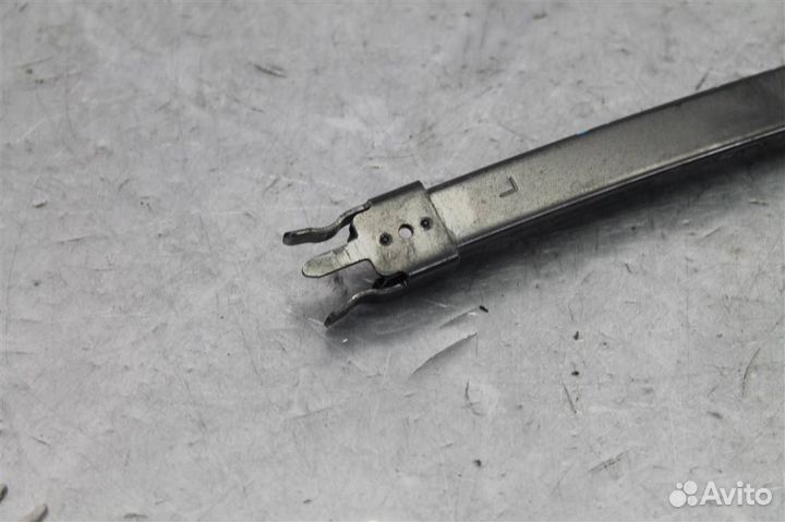 Направляющая стекла двери передней левой Nissan S