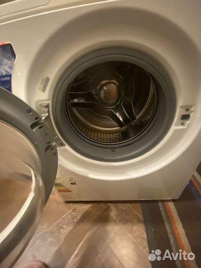 Продам стиральную машину