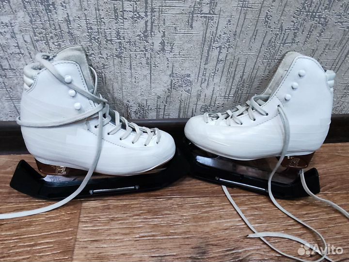 Коньки фигурные Риспорт 195 RF light