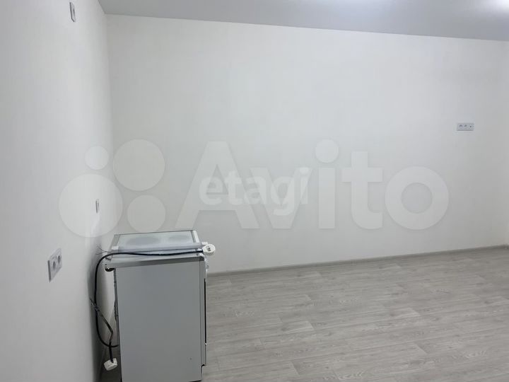 2-к. квартира, 57 м², 3/5 эт.