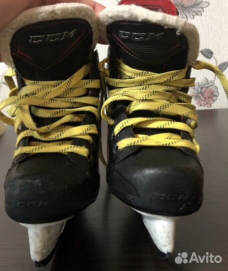Коньки хоккейные детские CCM FT2