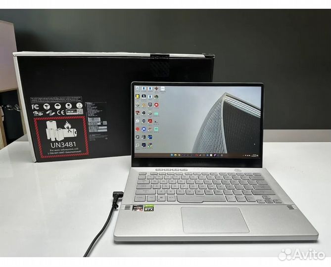 Asus ROG zephyrus g14 ryzen 9 5900HS RTX 3060
