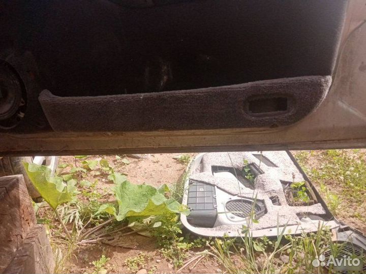 Дверь передняя Opel Vectra B 1997