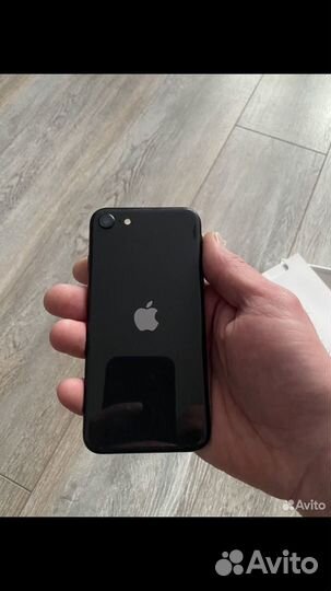 iPhone SE (2020), 64 ГБ