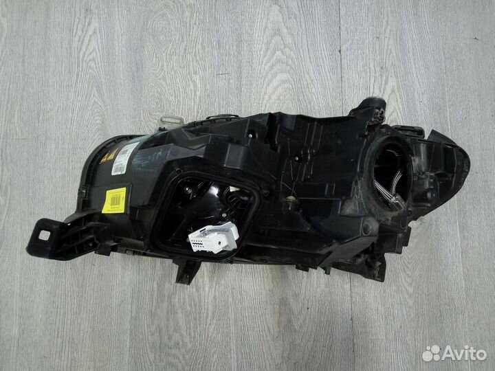 Mercedes-Benz ML W166 фара П