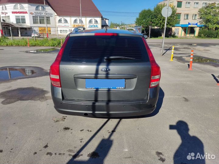Kia Ceed 1.6 AT, 2011, 214 000 км