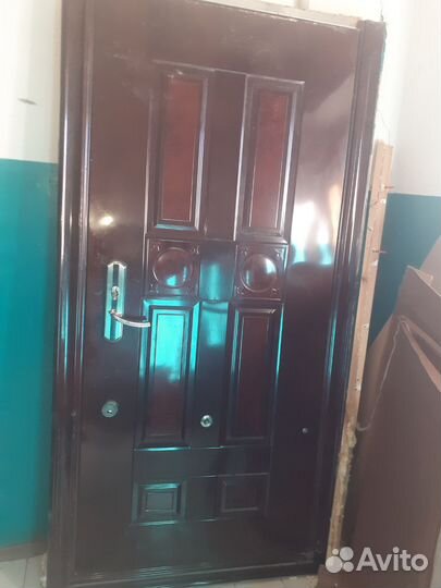 Дверь входная железная бу