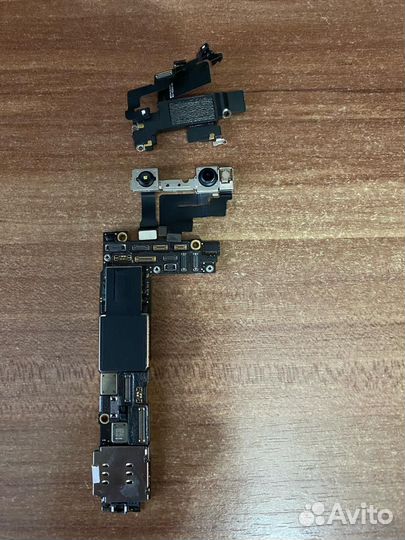 Плата заблокированная iPhone 12 mini