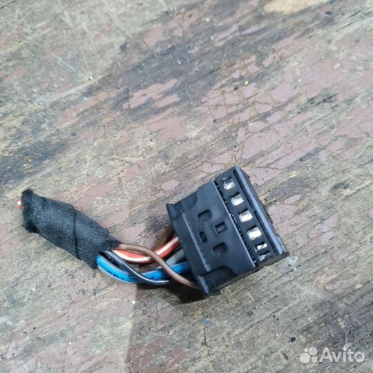 Разъём, фишка, штекер 6931894Bmw 5-Series E60