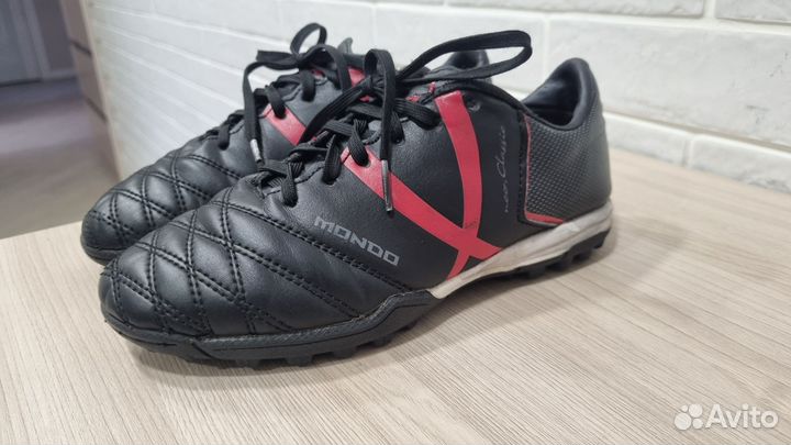 Бутсы сороконожки 34 размер