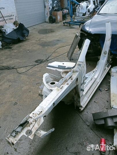 Лонжерон и порог со стойкой Volkswagen Polo 5 cfna