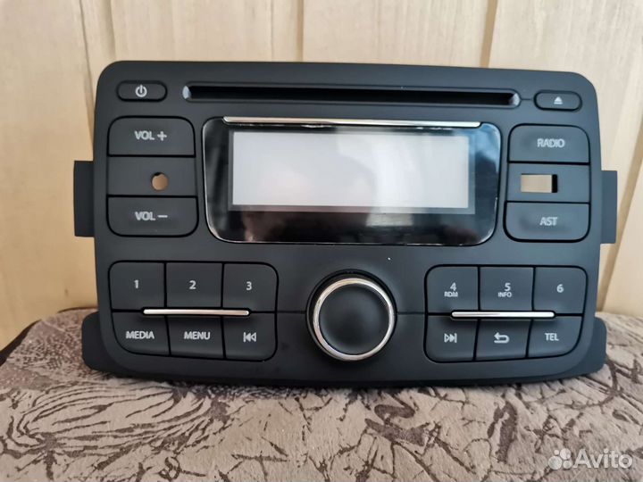Магнитола 2din Renault (на запчасти)