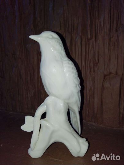 Фарфоровая Статуэтка Птица Дрозд