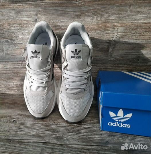 Кроссовки мужские Adidas артикул 50 серый