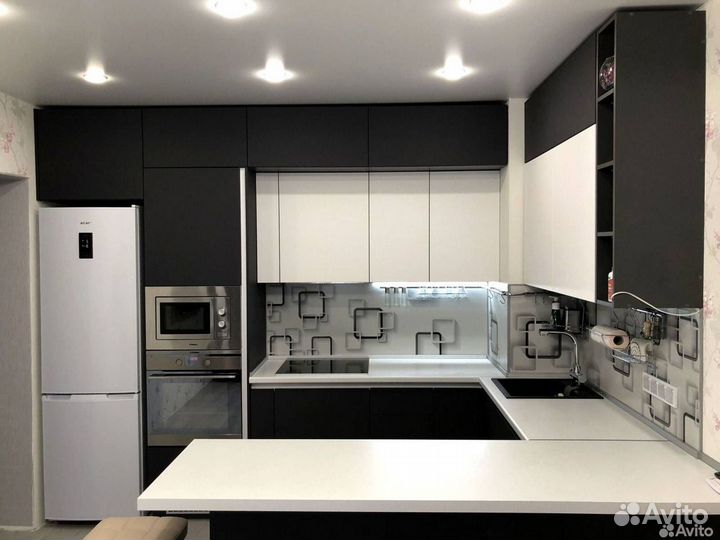 Кухонный гарнитур 