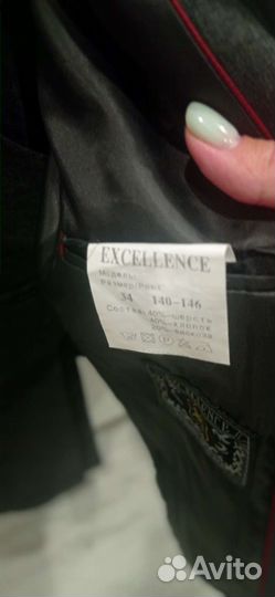 Костюм тройка на мальчика р140