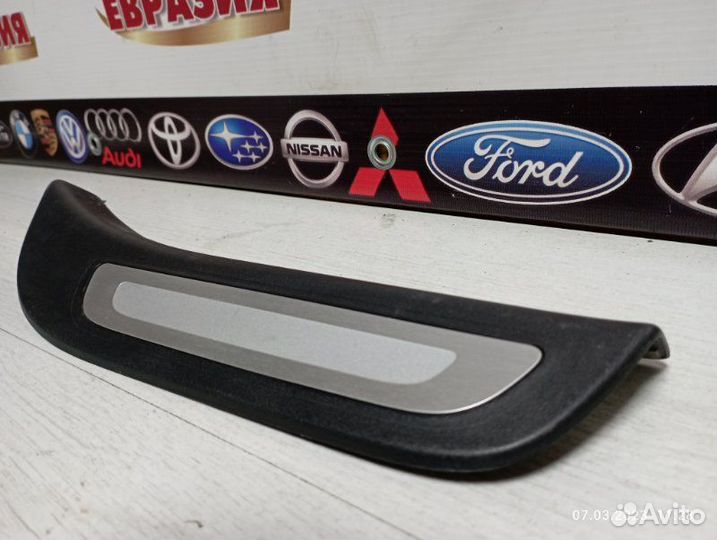 Накладка на порог задняя правая Audi Q5 8R cdnc