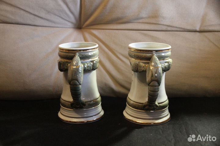 2 кружки пивные.