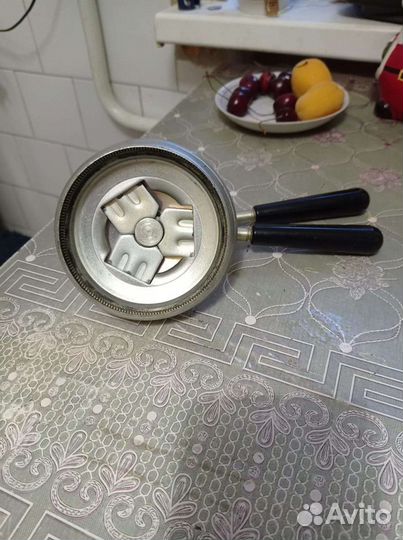 Закаточная машинка для банок