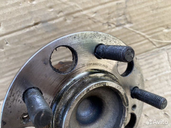 Ступица задняя в сборе с подшипником
