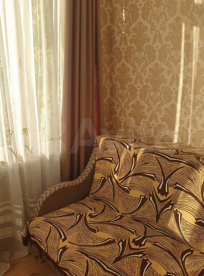 2-к. квартира, 53 м², 3/3 эт.