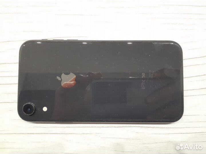 iPhone Xr, 64 ГБ
