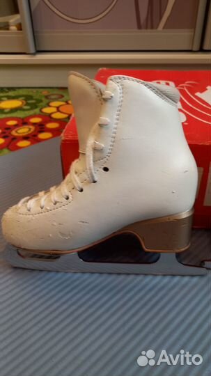 Фигурные коньки Edea Overture 195+лезвия MK Galaxy