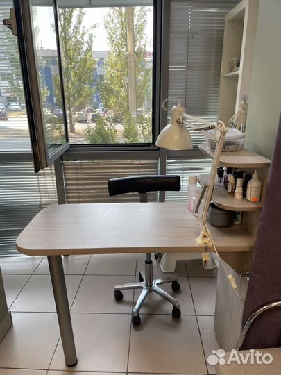 Ищем мастера маникюра и педикюра