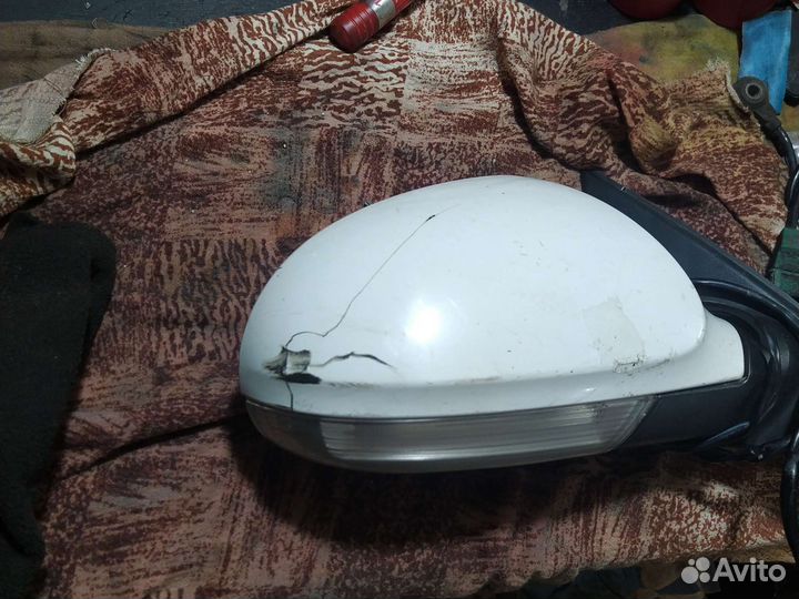 Зеркало правое пассат б6