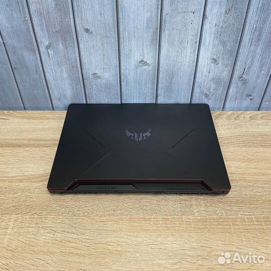 Игровой ноутбук Asus Core i5, 16Gb, GTX1650Ti