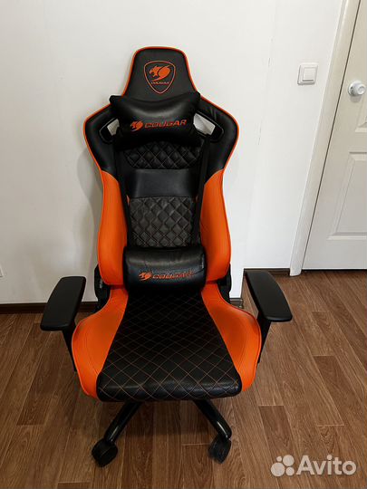 Кресло игровое Cougar Explore S оранжевый